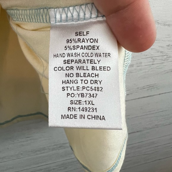 Kori America Cream and Leopard Short Sleeve Top Size 1XL - Picture 7 of 8